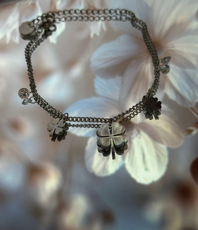 Elivara® | Lucky Clover