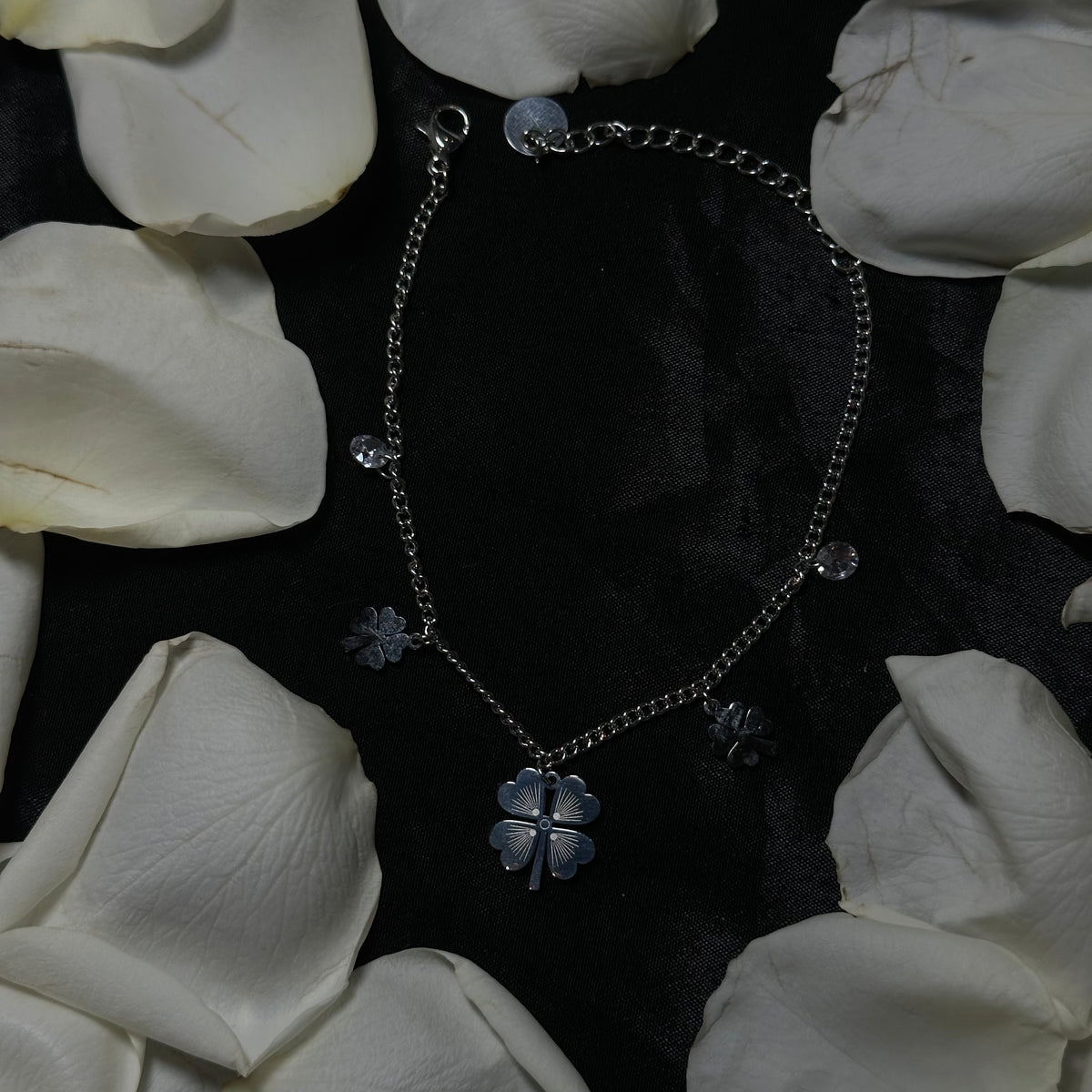 Elivara® | Lucky Clover