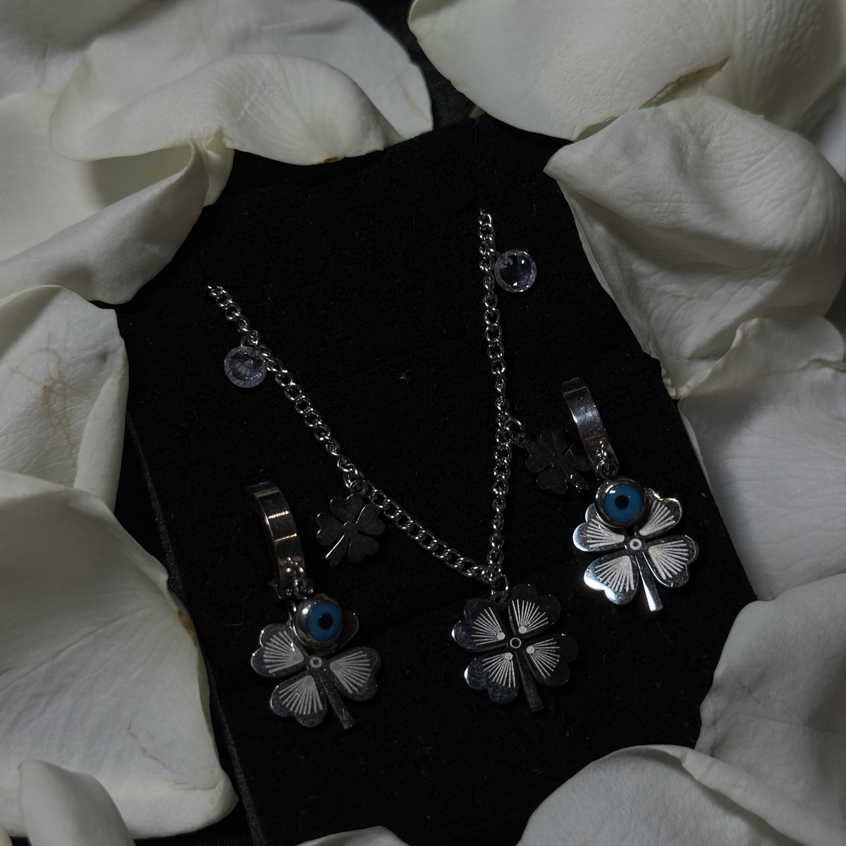 Elivara® | Lucky Clover