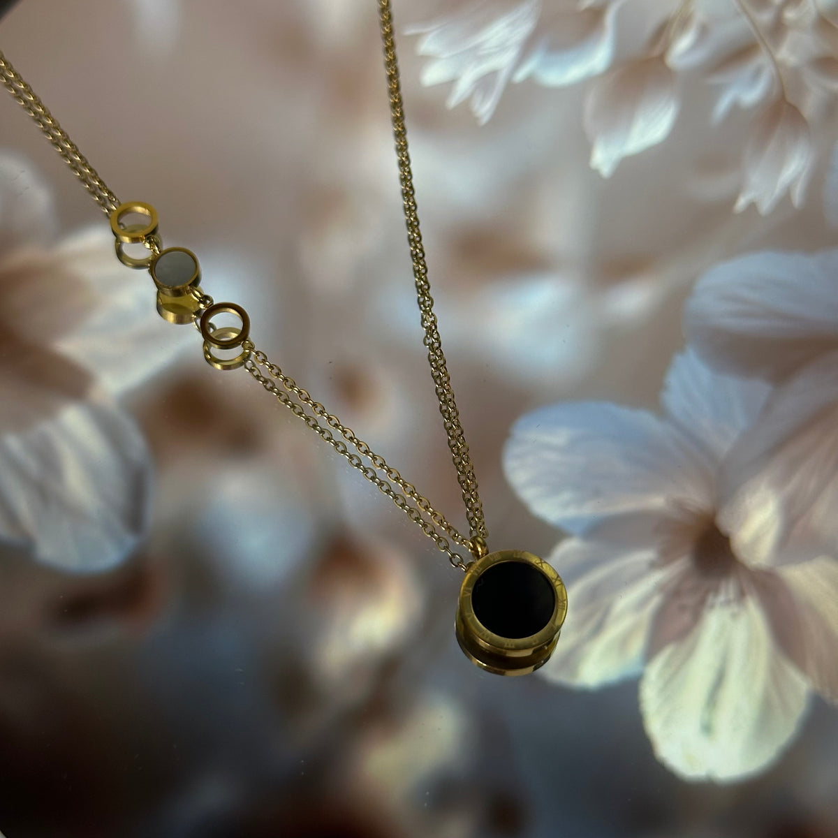 Elivara® | Roma Circle
